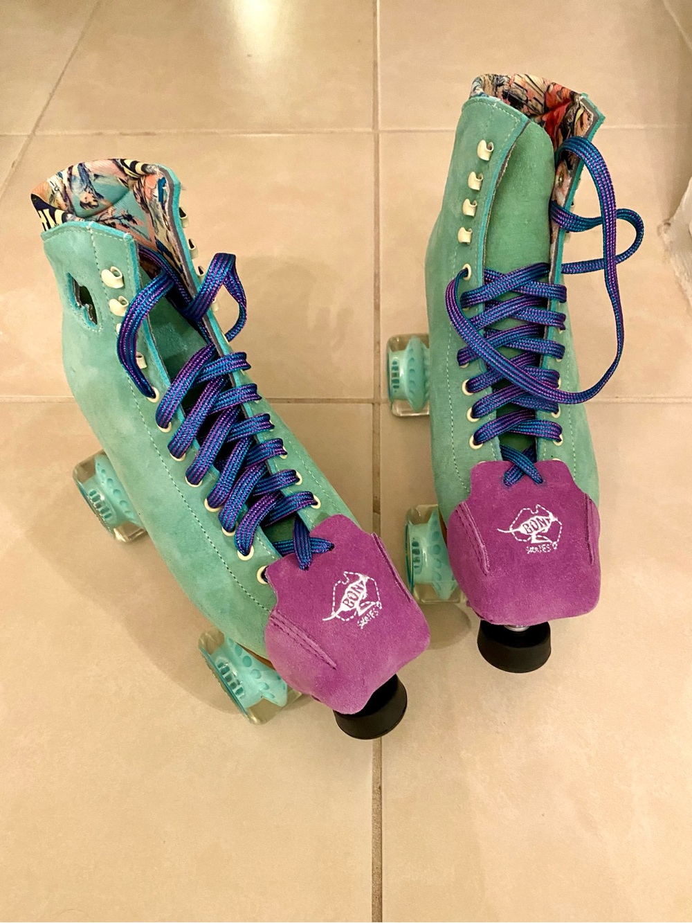 Moxi Lolly Roller Skates with Purple Toe Cap, size 8